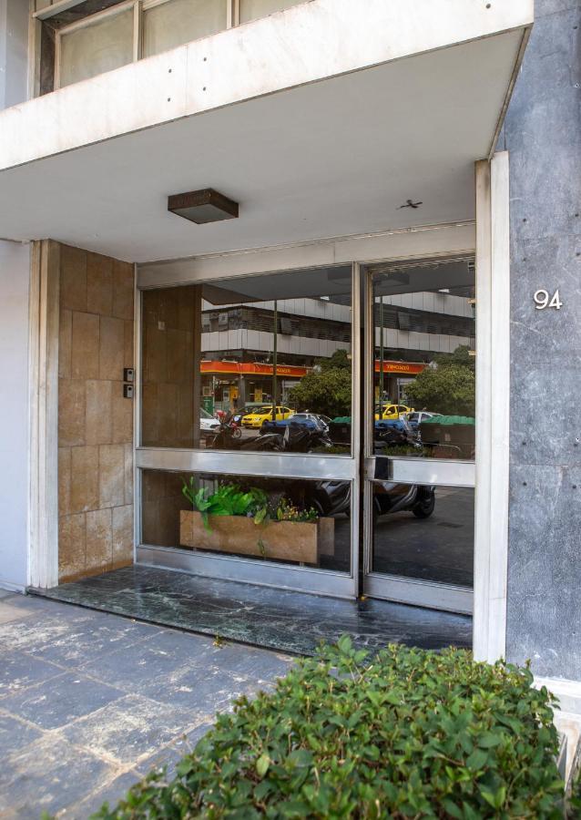 Διαμέρισμα Στο Κέντρο Δίπλα Στα Νοσοκομεία Και Τα Αξιοθέατα Apartment Atena Exterior foto